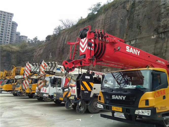 元谋县吊车出租按什么计费？台班费、单次费、里程费怎么算？